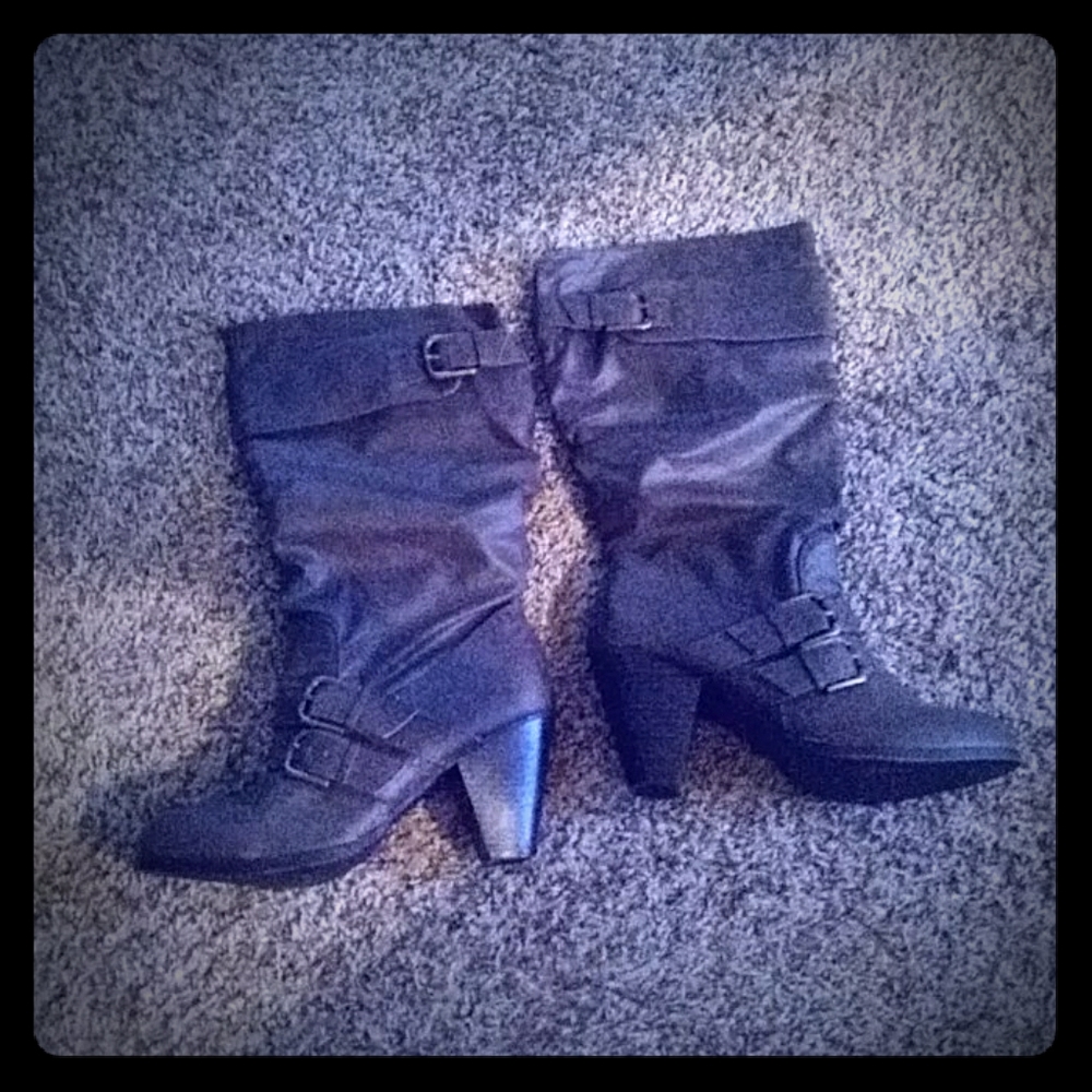 Brown boots